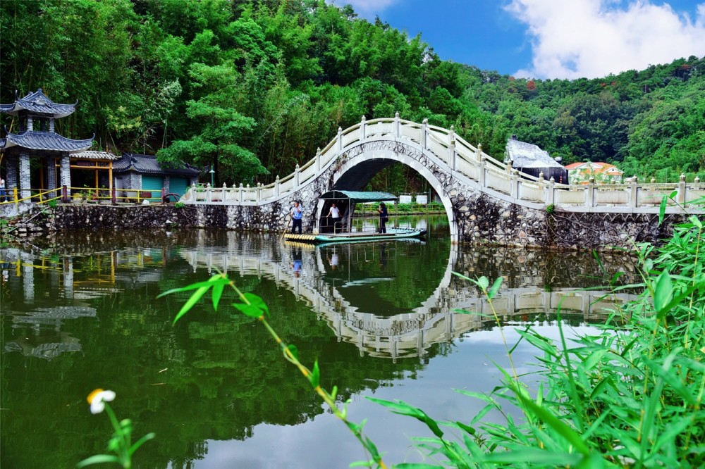 肇庆最全旅行路线，游遍上百个景点