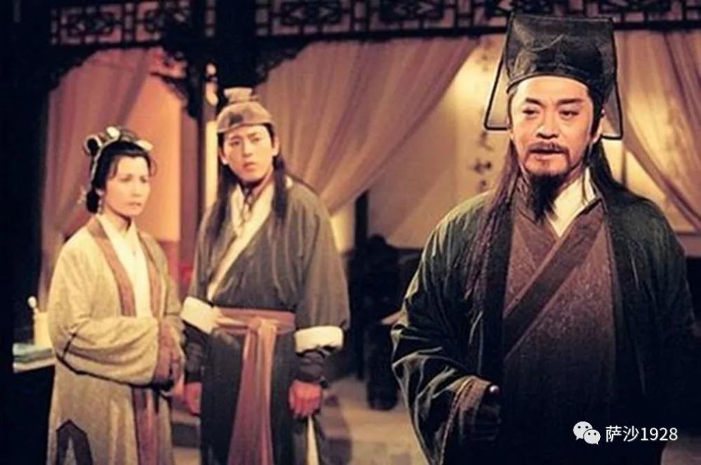 岳不群|岳不群曾想把掌门传给令狐冲？他只是将徒弟们当做为打手而已