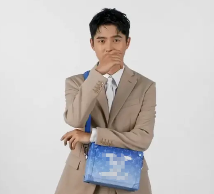 小鲜肉|小鲜肉参加品牌秀：吴亦凡朱一龙被嘲土气，范丞丞白敬亭颇为帅气