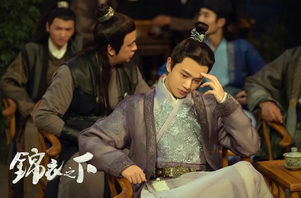 云歌|12位嘉宾宣传《琉璃》云歌会，11位配图都是同一张，唯独成毅特殊