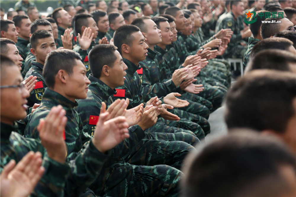 文藝輕騎兵點燃練兵備戰激情