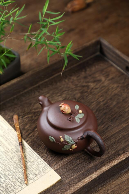 中国工艺美术|当代著名紫砂工艺师——余勇