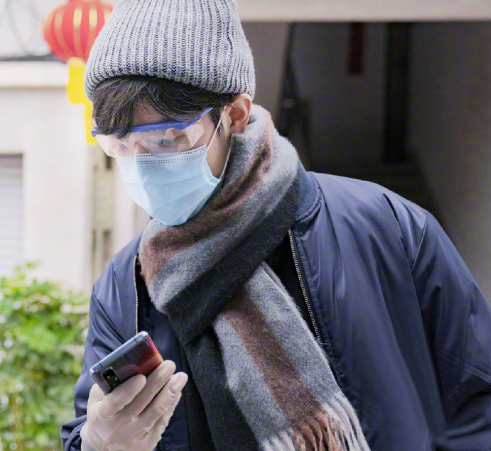 最美逆行者|最美逆行者：肖战于毅杨志刚零片酬出演，酷暑穿冬装，导演都熬不住热到中暑