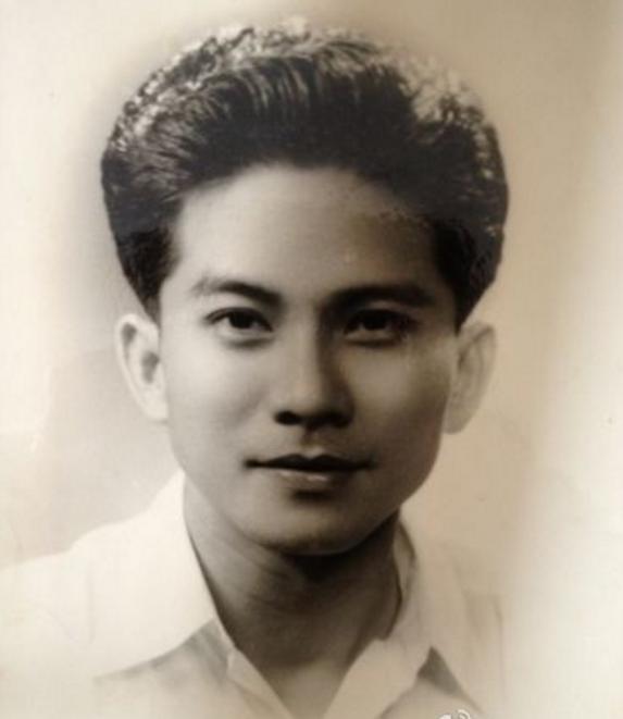 豪宅|喜提豪宅和兰博基尼，和郑恺分手后，她怎么过得更爽了？