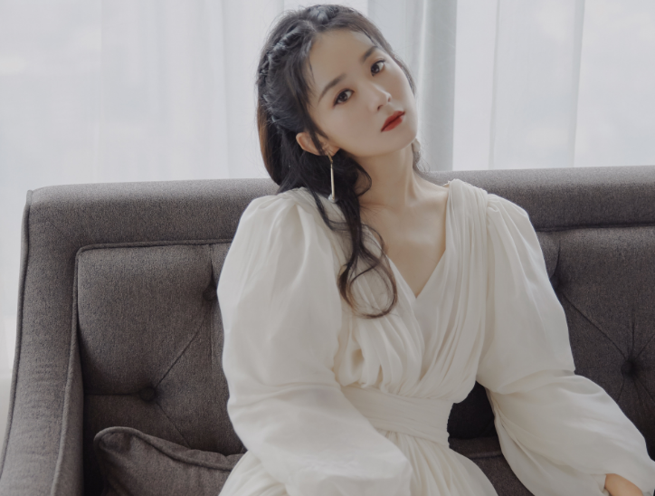 王一博|没等到《有翡》开播，却等到赵丽颖王一博好消息，两人实力太强！