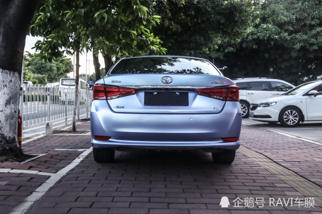 丰田皇冠改色青雾蓝小隐于市自欣赏