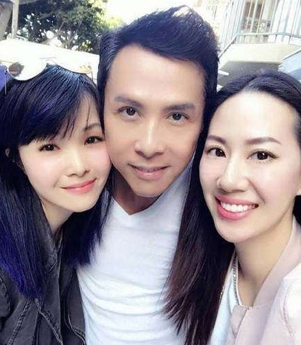 甄子丹妹妹甄子菁,44岁依旧冻龄像少女,可惜没人敢娶她