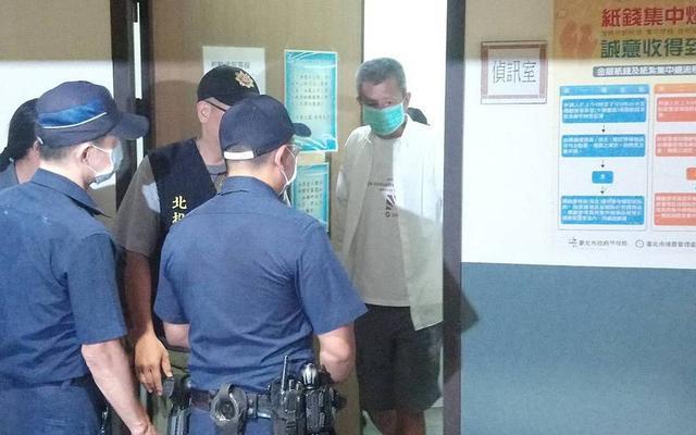 黄鸿升|黄鸿升解剖查清死因，家属开始布置灵堂，仅开放3天供亲友追悼