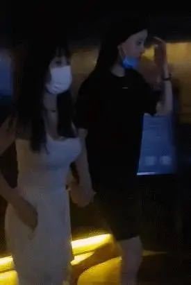 李小璐|深夜声称喜欢帅气，脖子有草莓印引感情猜疑，李小璐澄清辟谣