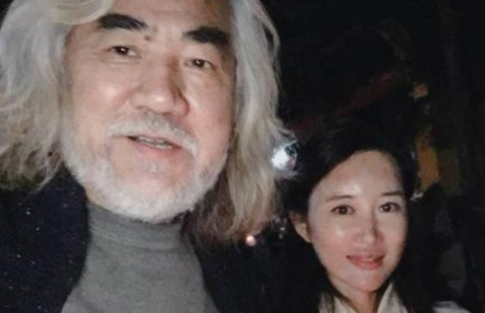 杜星霖|杜星霖月子期插花酿酒超有情调，表白69岁张纪中：过上了理想生活