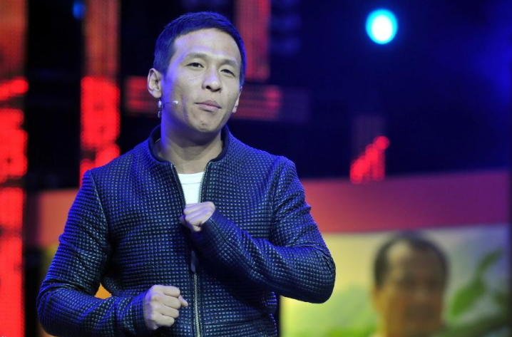 刘老根4|赵本山徒弟王小宝直播时透露，宋小宝小沈阳或将参演《刘老根4》