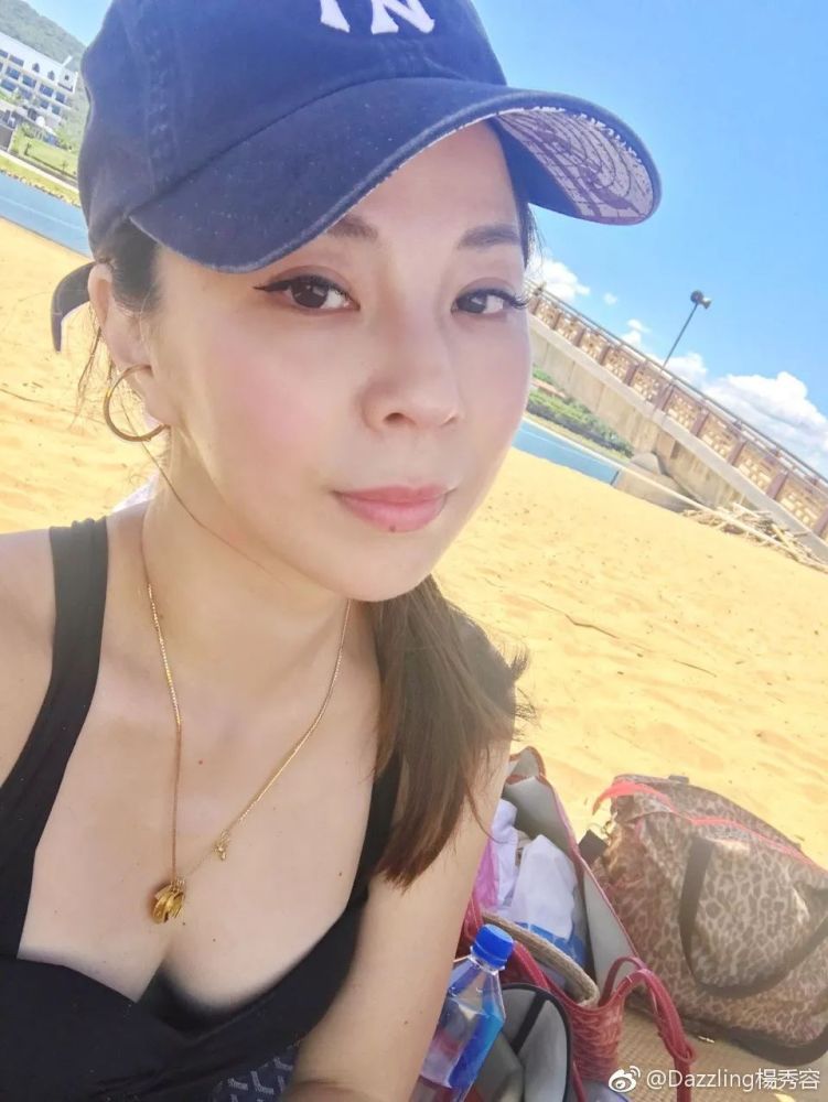 赖弘国|赖弘国离婚后搭上44岁名媛，女方狂夸赖弘国，阿娇曾为该名媛站台