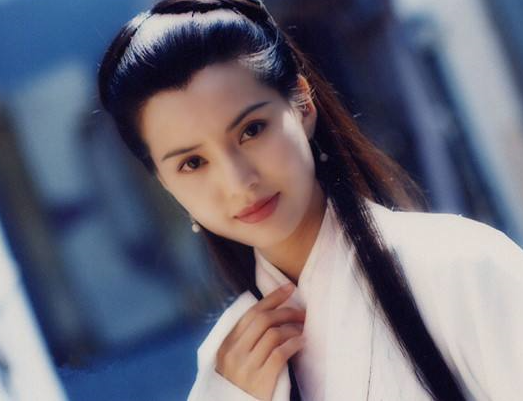 小龙女|小龙女巅峰时期有多强？黄药师恐怕连五十招都接不了