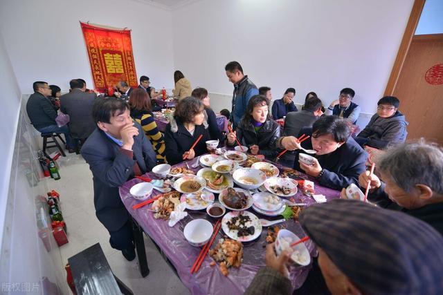 什么是饭圈文化？该如何看待饭圈文化？插图1