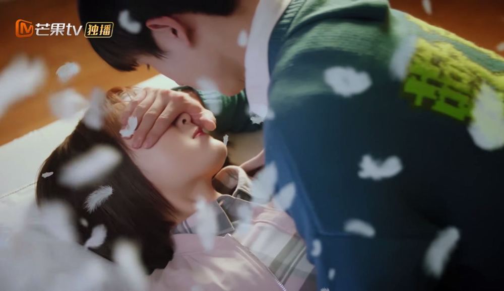 心动的瞬间甜宠剧来袭逻辑混乱剧情俗套三角恋还是烂梗