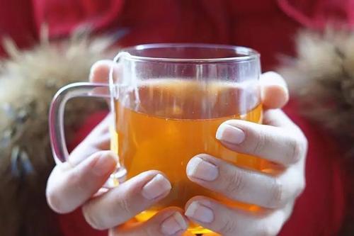 胃炎|胃炎就“怕”1种水，却不是牛奶，每天来几口，养胃暖胃，胃病不攻自破