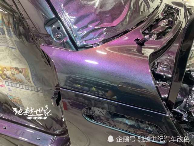 變色龍車漆陽光下會變色的車不同角度不同顏色