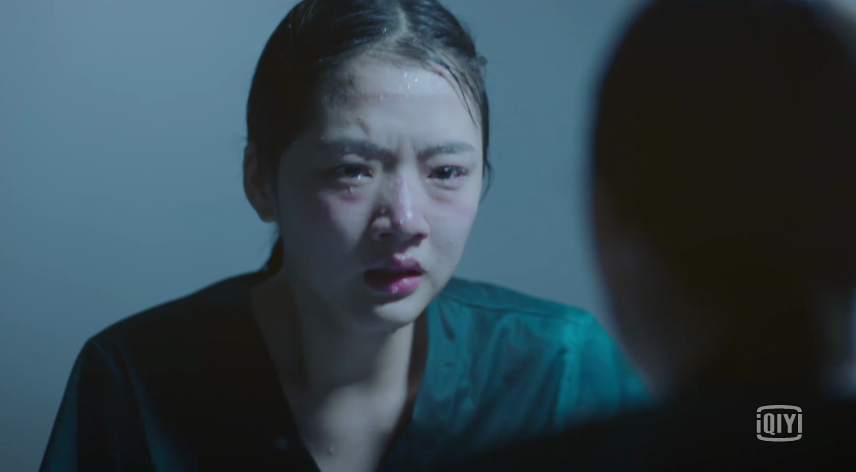 最美逆行者|《最美逆行者》央视1套开播，仅仅看了几分钟，就忍不住流下眼泪