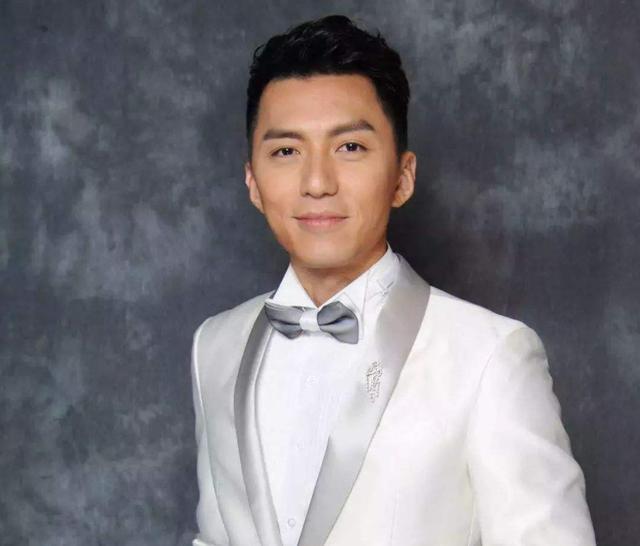 求婚|39岁男星求婚富二代女友，花千万筑爱巢，被调侃“三亿驸马”