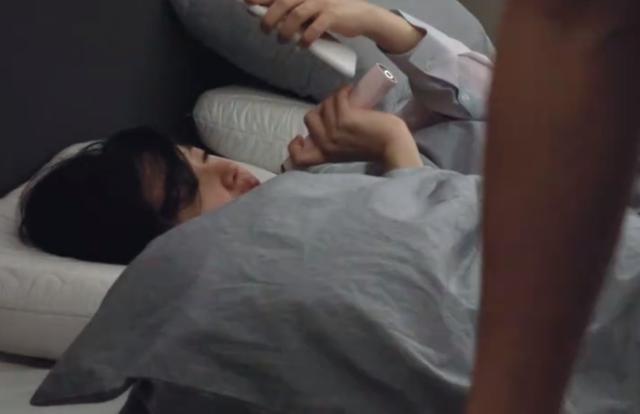 杨子姗|杨子姗“作”过头？因洁癖崩溃痛哭，转头却躺床上刷牙吃东西