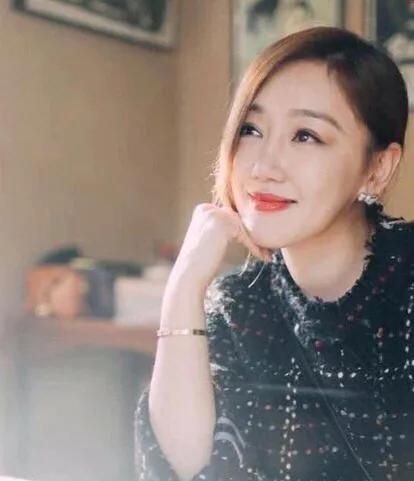 胡歌|胡歌和薛佳凝：情深却缘浅，分手原因至今让人唏嘘