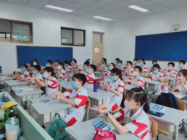 北京中学|北京中学TOP1不是清华附北大附！为什么是这所学校？