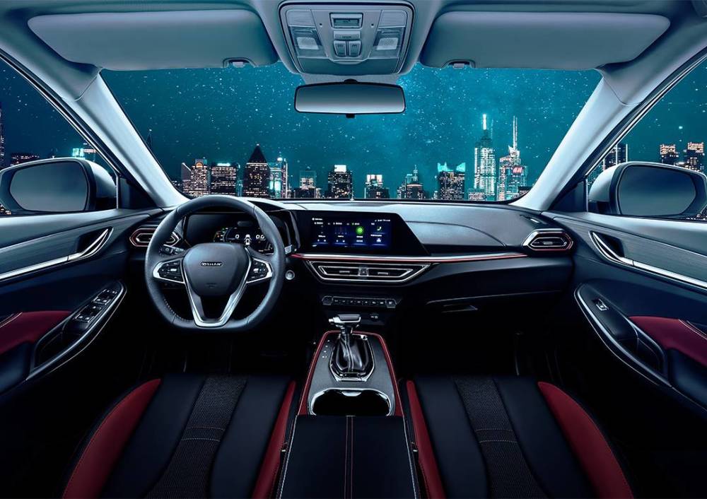 长安欧尚x5|长安欧尚X5于北京车展预售，11月中旬上市，主打运动造型犀利