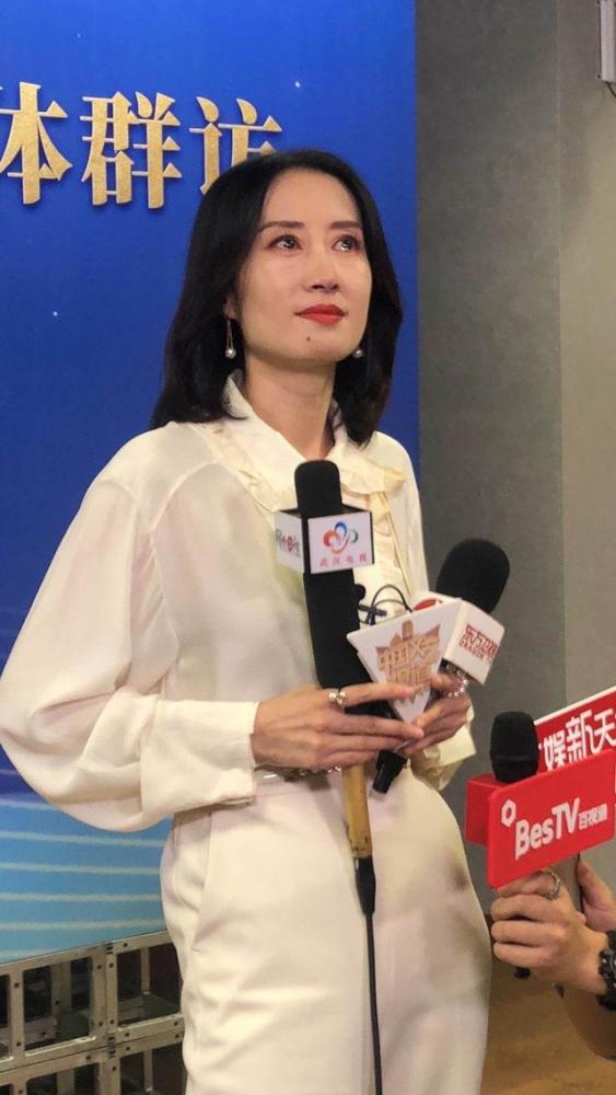 杨洋|《在一起》定档四大卫视：杨洋、邓伦等造型揭晓，刘敏涛哽咽落泪