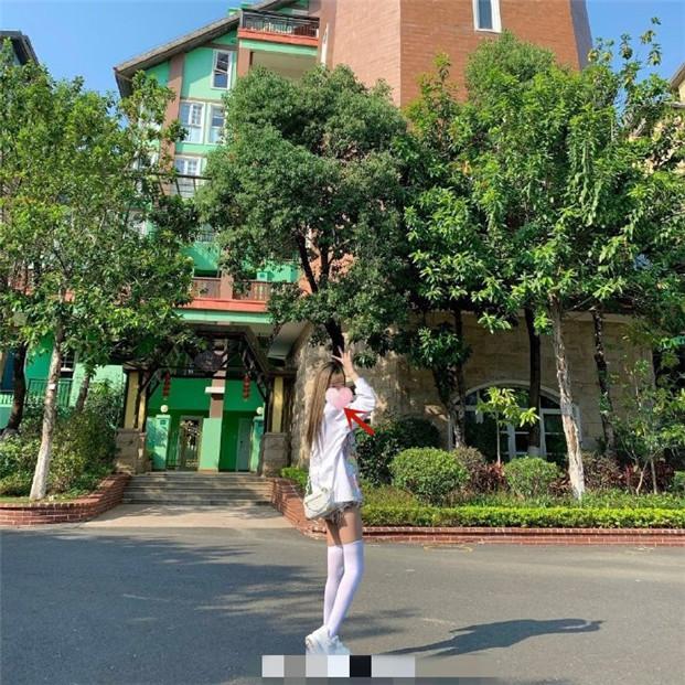 不仅如此,就在最近,腐团儿又晒出了一组"珍藏级"