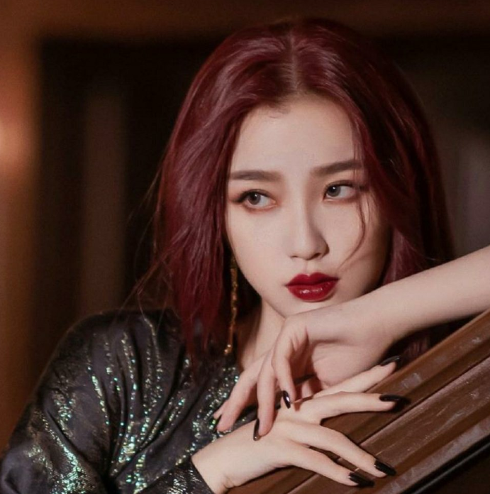 虞书欣|网传虞书欣新剧将开机，搭档初恋男友丁禹兮，这CP感足足的