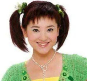 月亮姐姐|不老神颜，央视女主持月亮姐姐容貌毫无变化，依旧清秀可爱