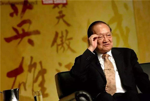 金庸|金庸和古龙到底谁影响力更大？无可争议，大多数读者支持的人是他