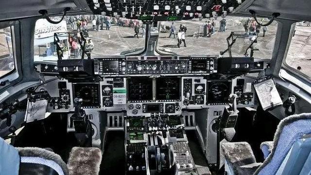 中美俄三国战略运输机驾驶舱对比运20vsc17vs伊尔76谁更强