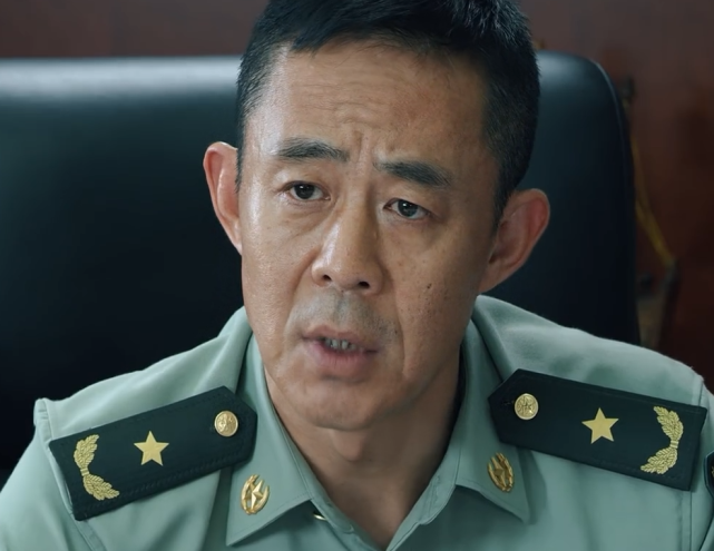 《蓝军出击》褚战刚结局:放走洪毅埋下隐患,故步自封再败韩鹏被降衔一