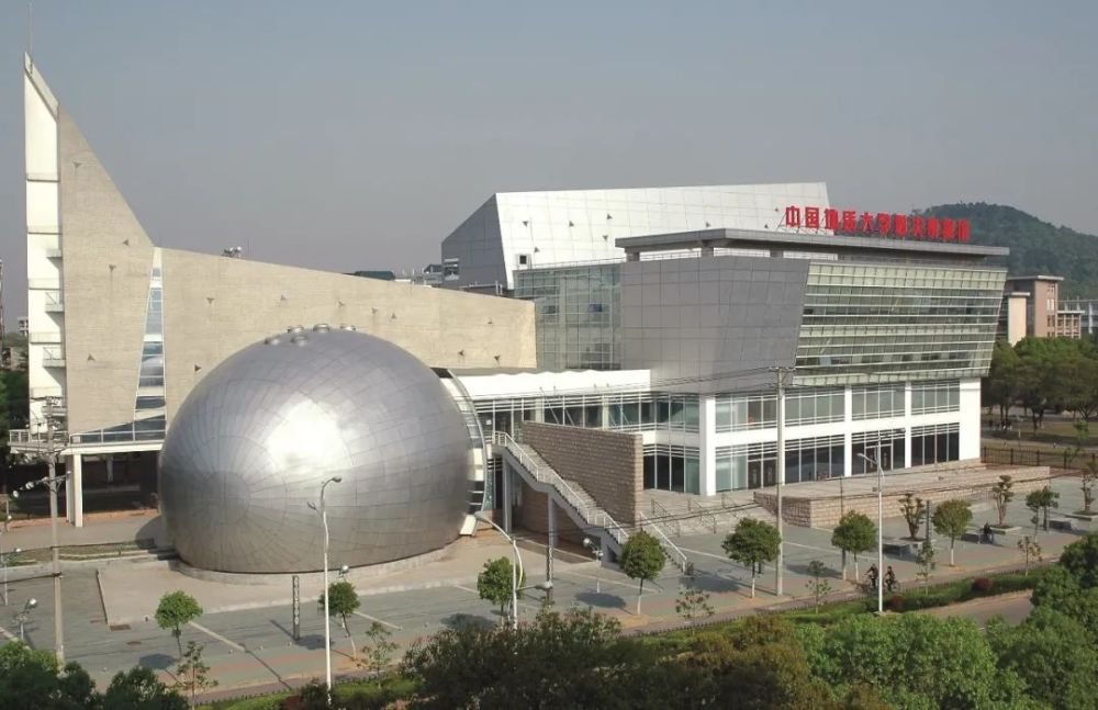 恐龙|【中国恐龙的新家】第十站——“霸主的接力棒”，中国地质大学逸夫博物馆