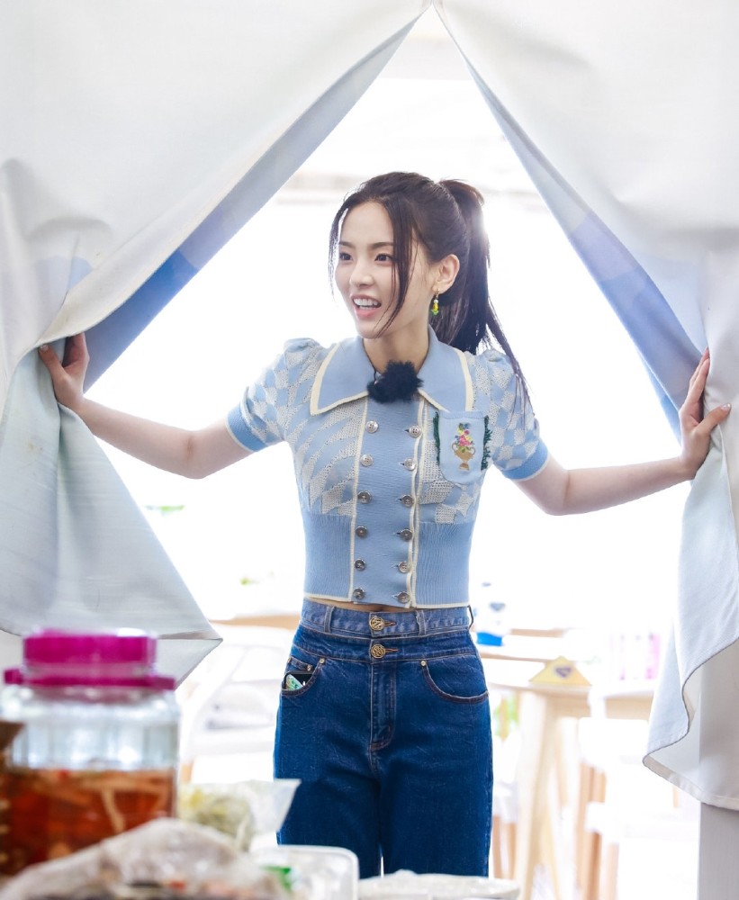赵丽颖|赵丽颖换造型超减龄，获节目组专属摄影师，状态比杨超越还能打