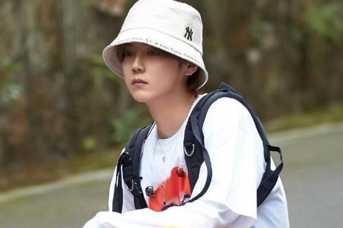 鹿晗|去年顶流火爆，为何今年不见人影？