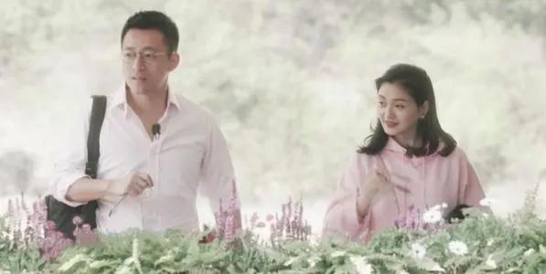 汪小菲|汪小菲深夜“搂美女”，“宠妻人设”崩塌：大S终究被辜负了？