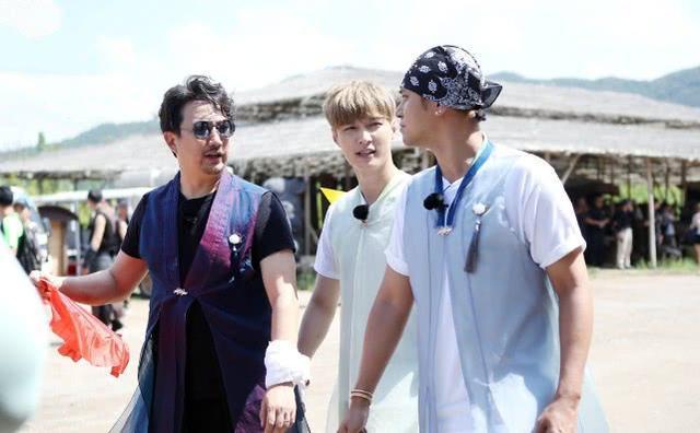 张艺兴|有张艺兴的地方就有让C位