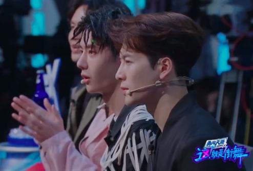 张艺兴|有张艺兴的地方就有让C位