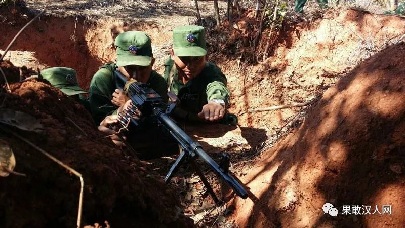 果敢同盟军战场上飒爽的英姿