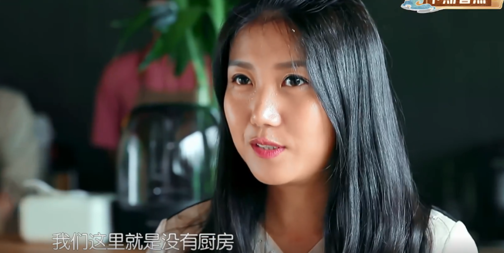 中餐厅4|《中餐厅4》迎来超强关系户，带着8万现金，颜值清纯不输给赵丽颖