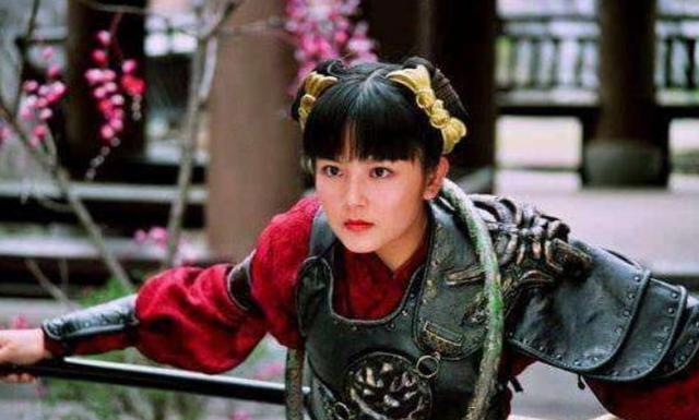 哪吒|4个女版“哪吒”：宋祖儿稚气，何美钿可爱，只有她从书里走出来