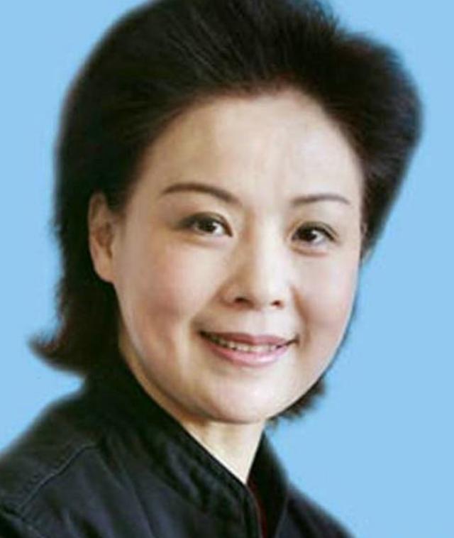 哪吒|4个女版“哪吒”：宋祖儿稚气，何美钿可爱，只有她从书里走出来