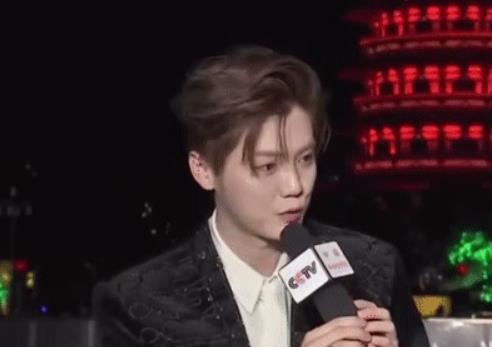 鹿晗|央视镜头下的鹿晗，离开美颜滤镜，30岁颜值惊艳全网