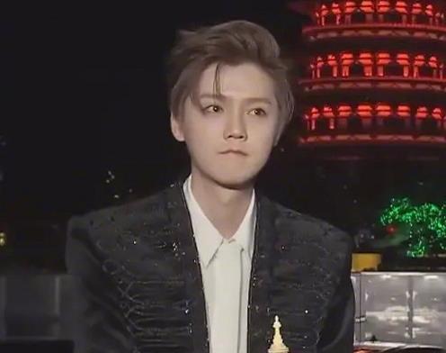 鹿晗|央视镜头下的鹿晗，离开美颜滤镜，30岁颜值惊艳全网