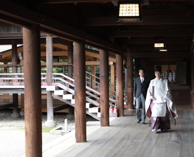 安倍自曝今天参拜靖国神社距离其卸任日本首相仅相隔三天 Acfun弹幕视频网 认真你就输啦 W ノ つロ