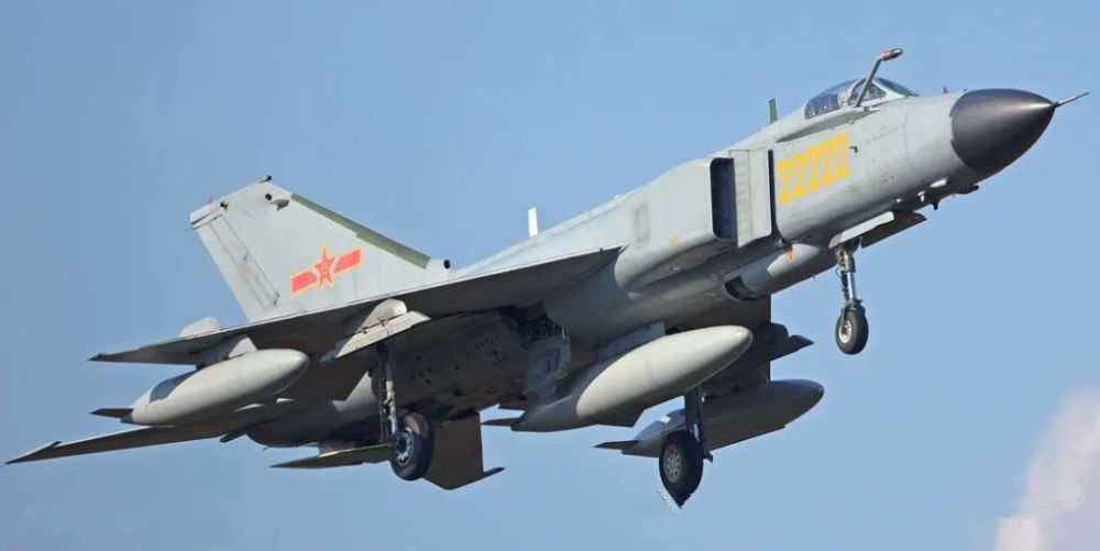 印度空军仍心存幻想:歼8都能击落f22,阵风面对歼20同样有机会