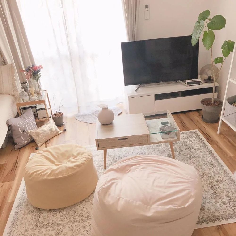 人间芭比程潇宅家的样子太真实这独居的生活状态像极了我本人