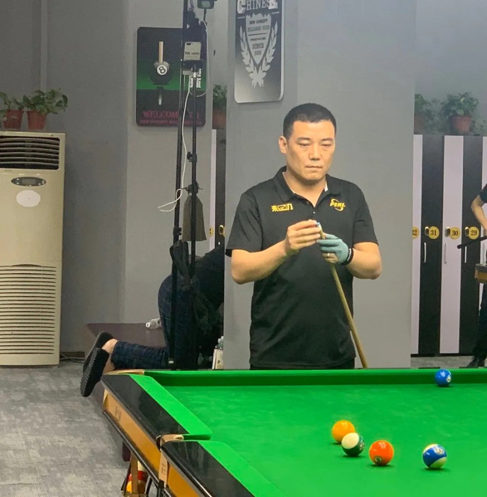 中式台球全明星公开赛刘金柱杀出重围晋级正赛